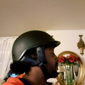 Meet your Posher, Elieot